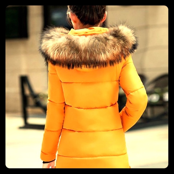 WEEKEND COAT SALE 🌞 Fur Winter Puffer - Picture 4 of 7